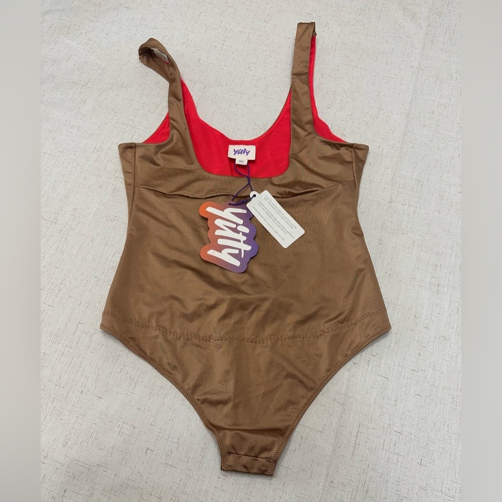 YITTY Red and Tan Shapewear - Picture 10 of 13